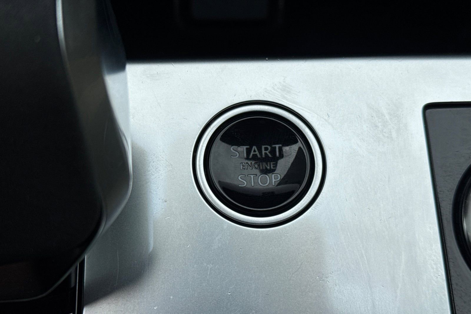 Used 2023 Land Rover Range Rover SE image 26