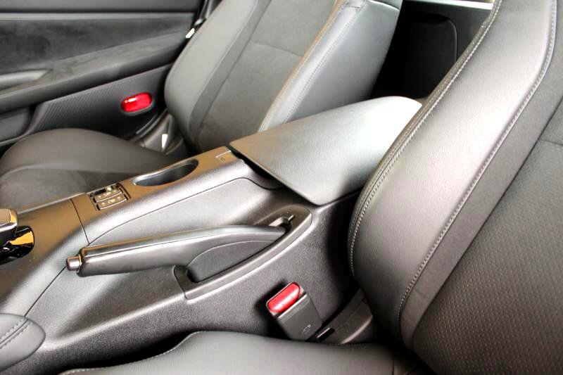Used 2024 Nissan Z Performance w/ Floor Mat Package image 36