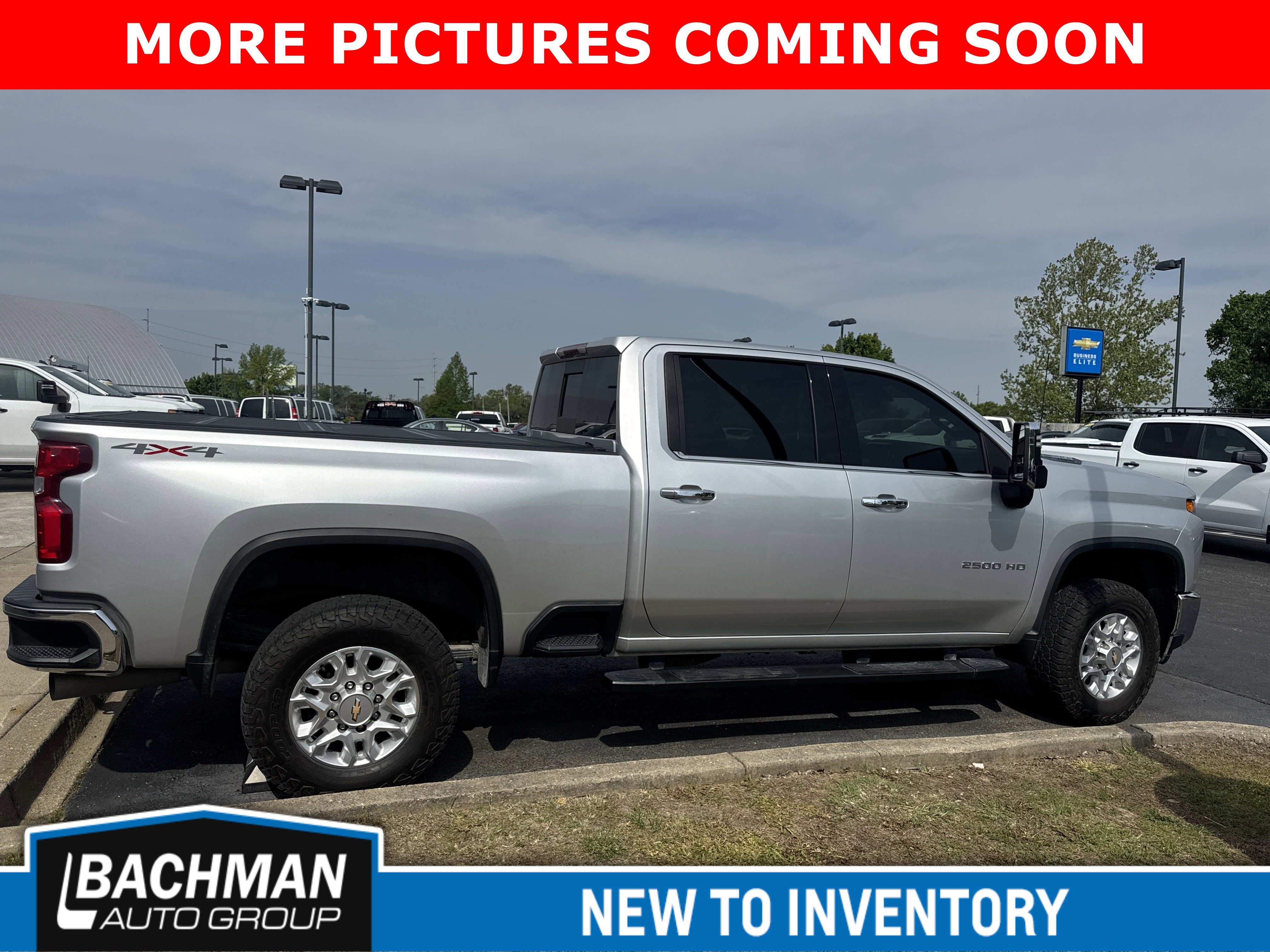 Used 2021 Chevrolet Silverado 2500 LTZ w/ LTZ Convenience Package AWD/4WD image 2