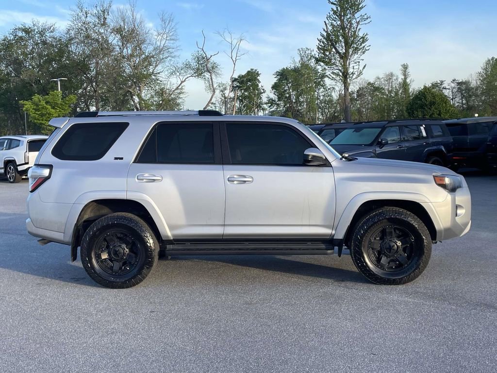 Used 2022 Toyota 4Runner SR5 image 29