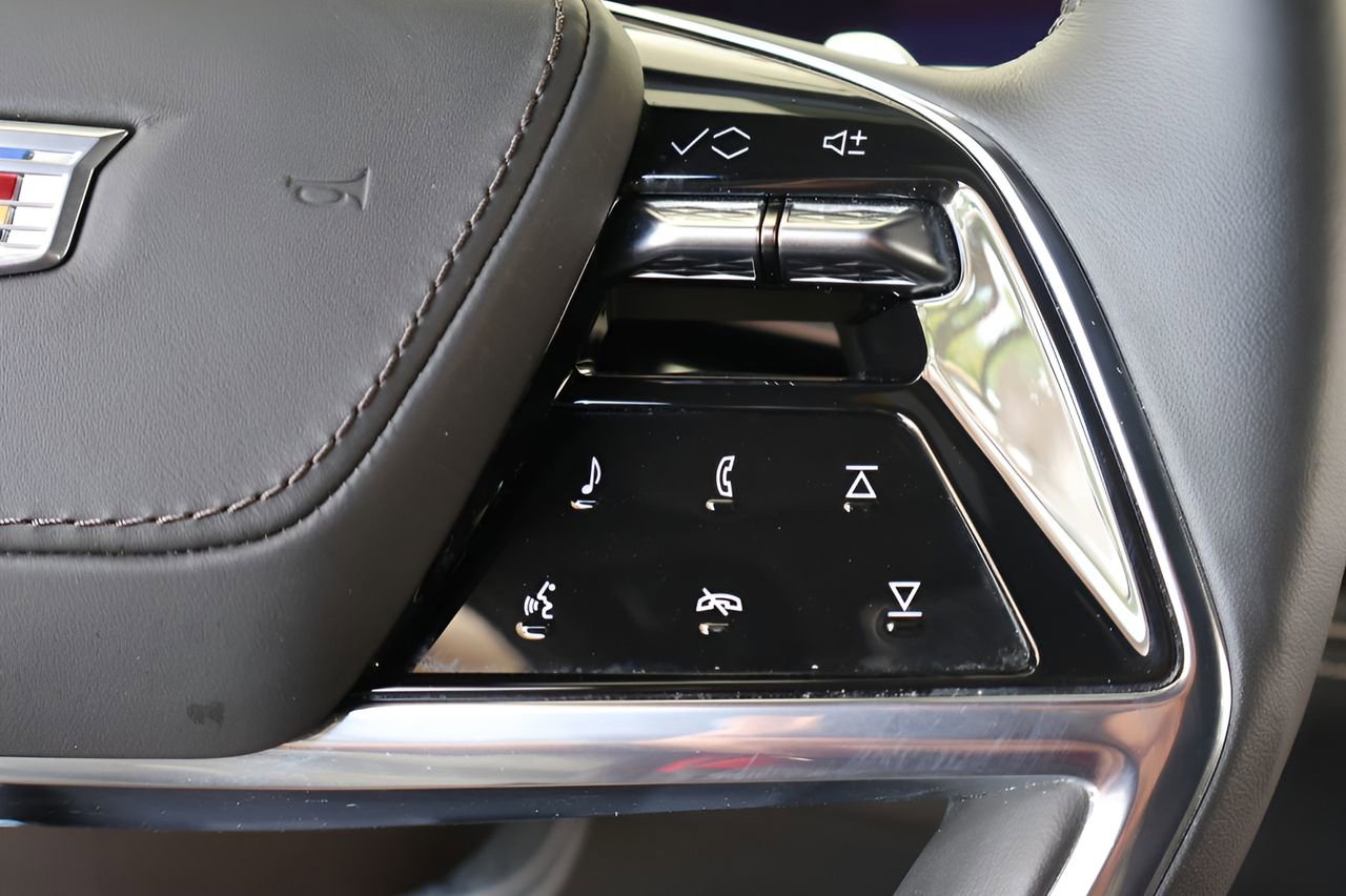 Used 2025 Cadillac Escalade Sport Platinum AWD/4WD image 25