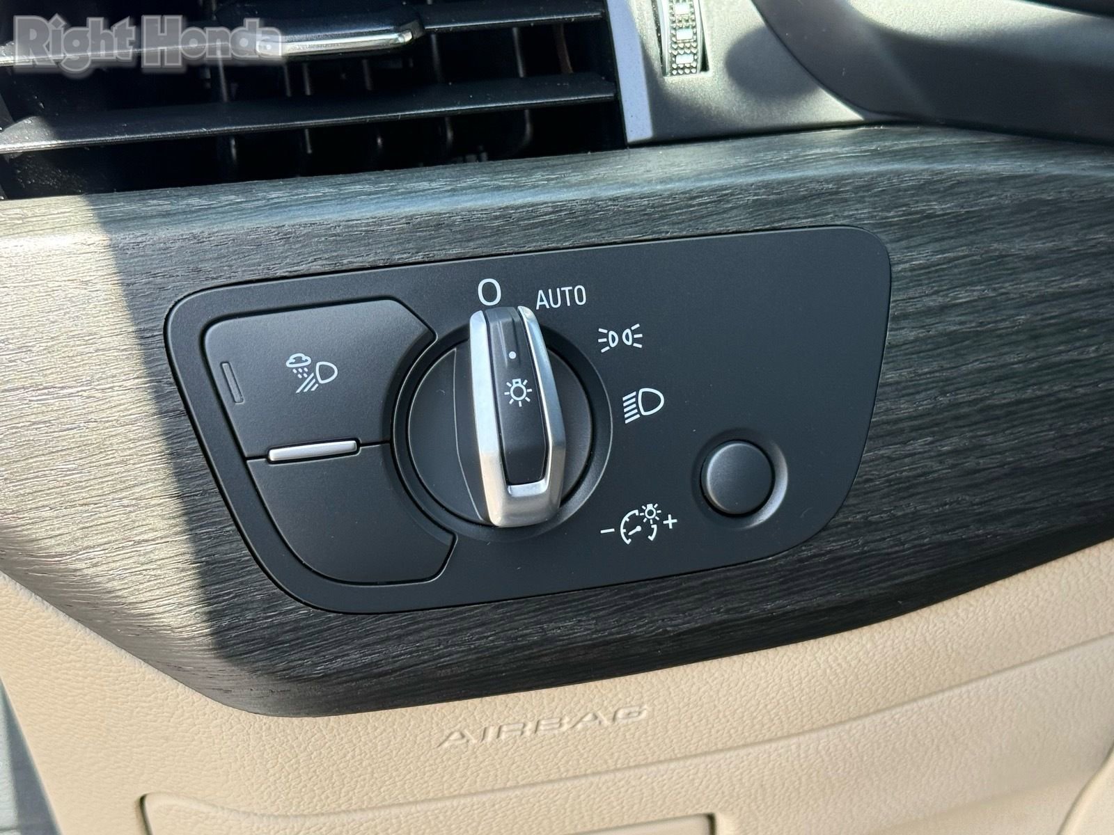 Used 2019 Audi A4 2.0T allroad Premium Plus image 15