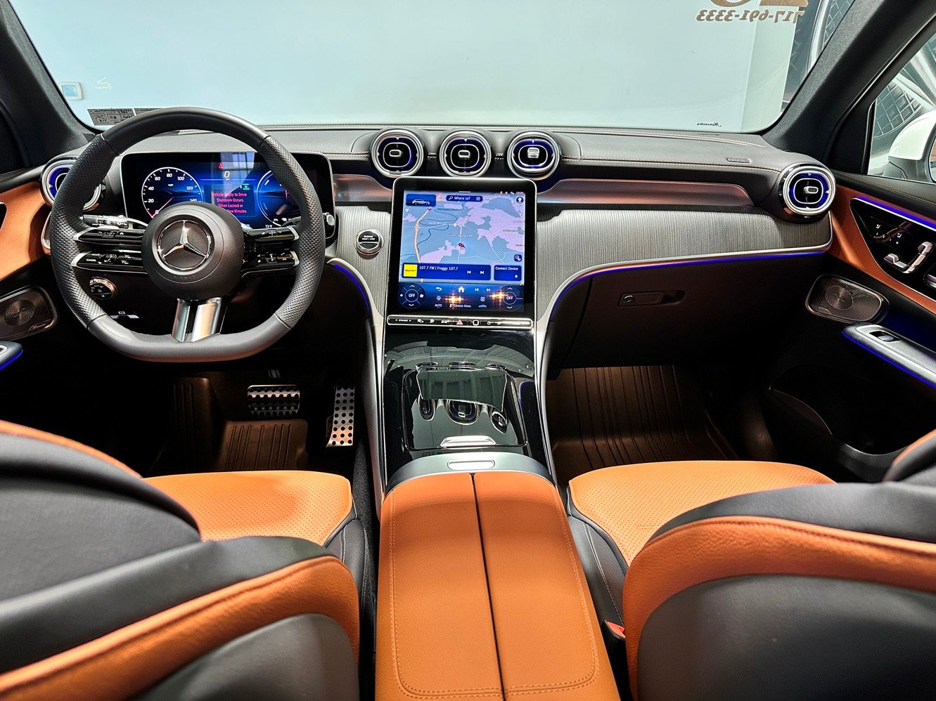 Certified 2025 Mercedes-Benz GLC 350e 4MATIC image 9