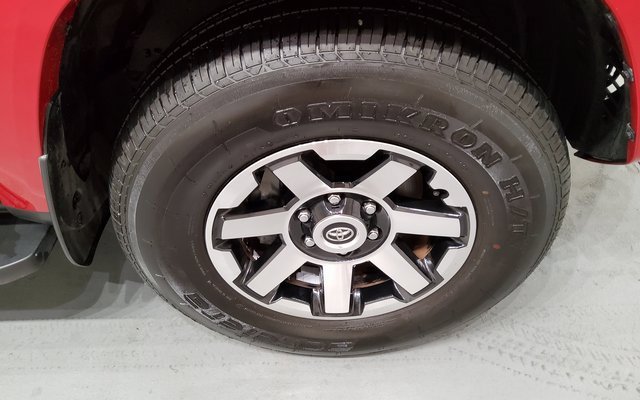 Used 2023 Toyota 4Runner TRD Off-Road image 34