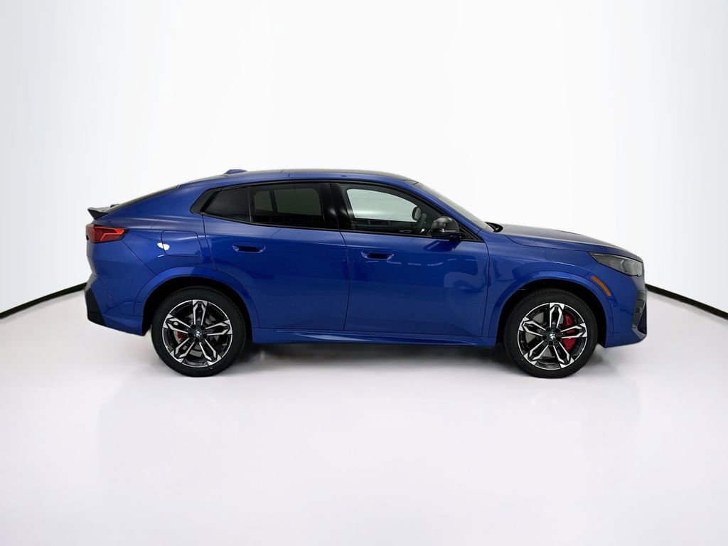 New 2026 BMW X2 xDrive28i w/ Technology Package image 4