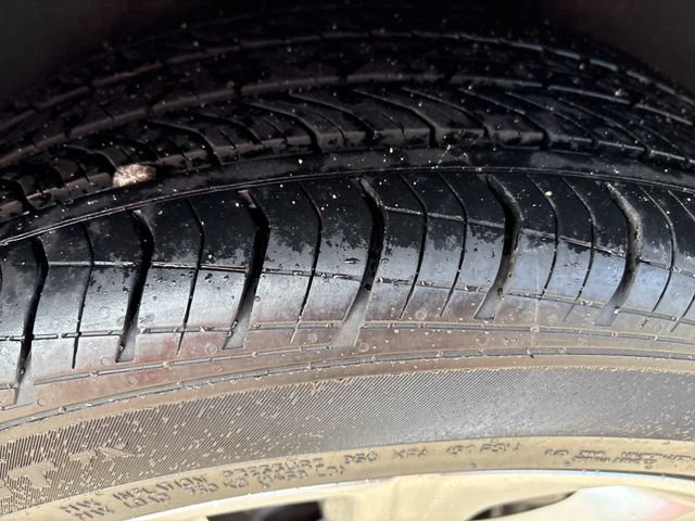Used 2025 Buick Envista Avenir FWD image 28