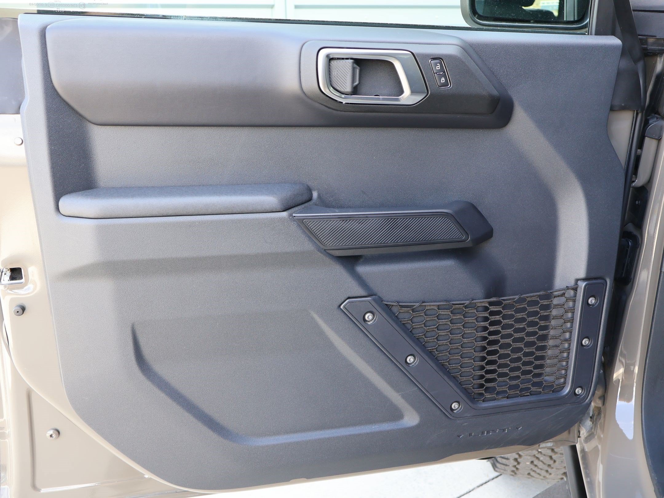 Used 2025 Ford Bronco Badlands AWD/4WD image 13