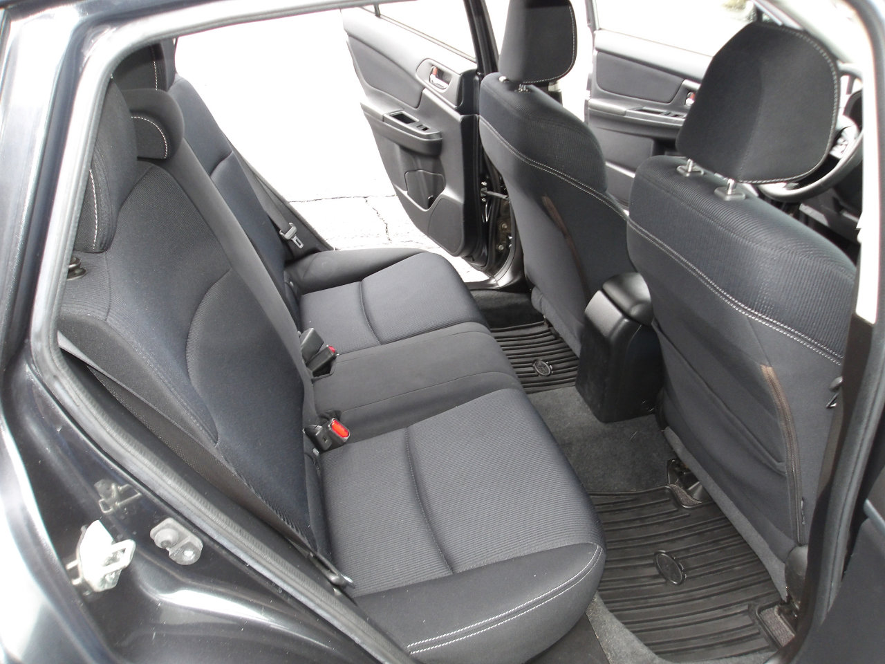 Used 2013 Subaru Impreza 2.0i Sport Premium image 12