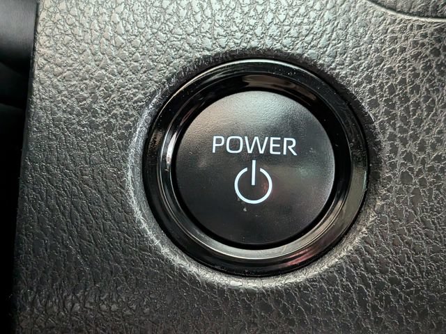 Used 2025 Toyota Camry XSE AWD/4WD image 25