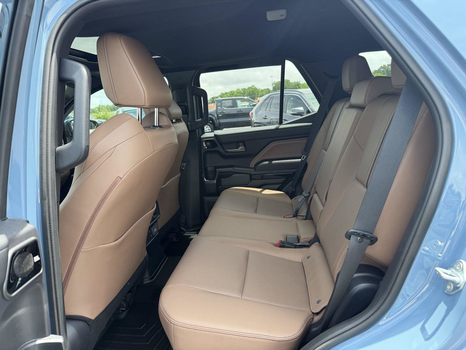 Used 2026 Toyota 4Runner Limited AWD/4WD image 14