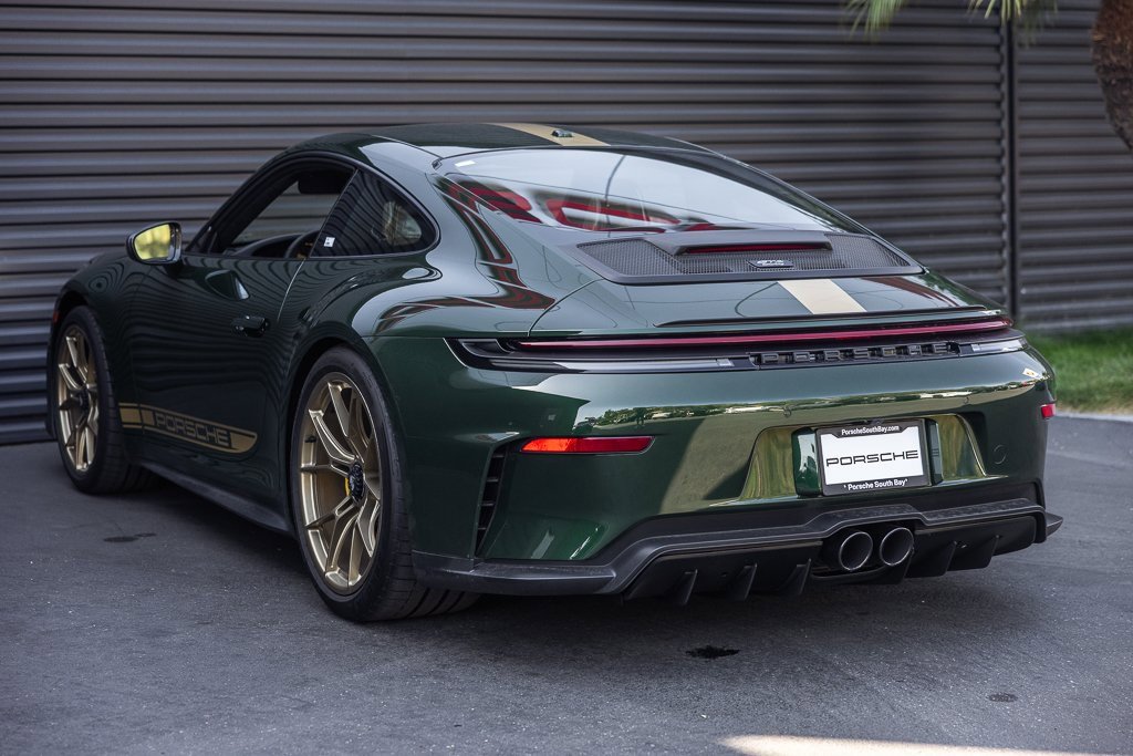 Used 2025 Porsche 911 GT3 image 3