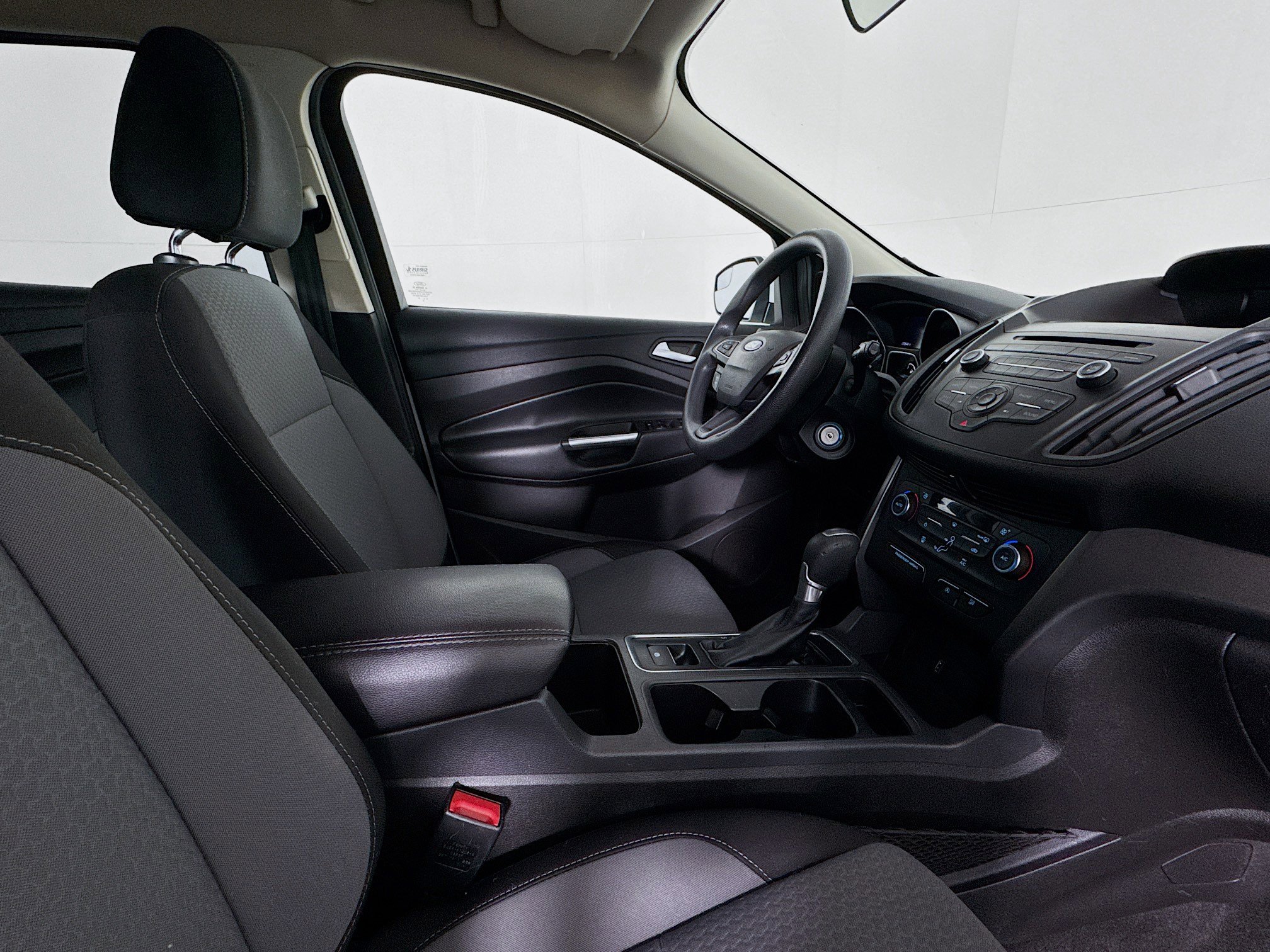 Used 2017 Ford Escape SE image 26