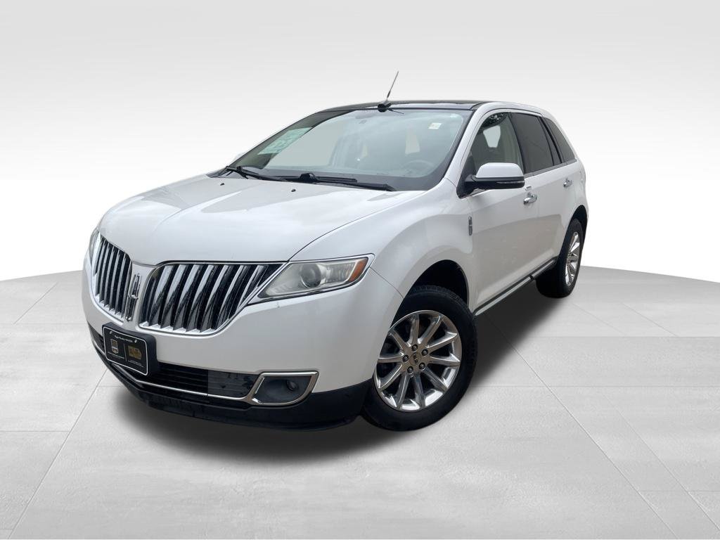 Used 2015 Lincoln MKX FWD w/ Equipment Group 102A