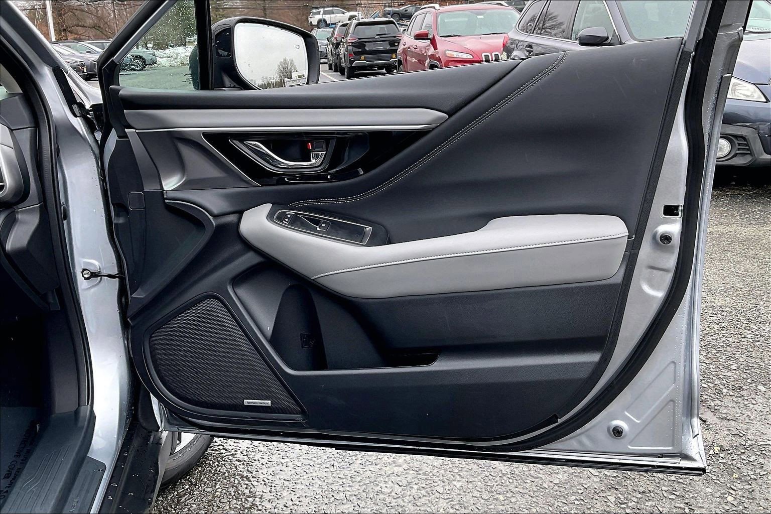 Certified 2025 Subaru Outback Limited w/ Popular Package #2 image 21