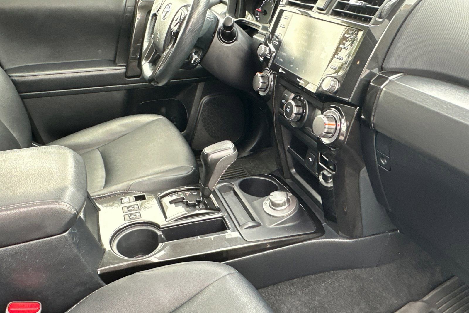 Used 2023 Toyota 4Runner 40th Anniversary SE image 17