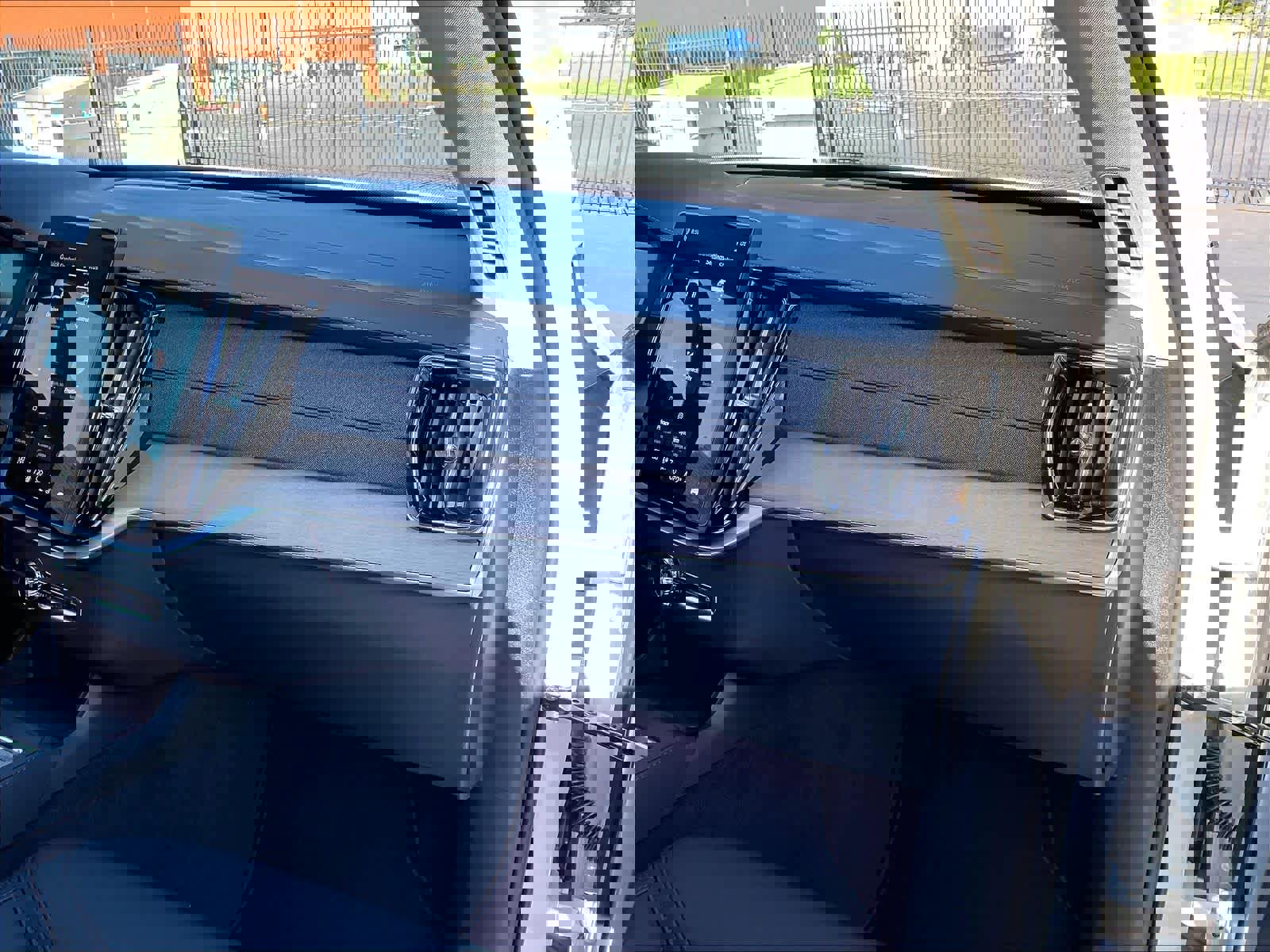 New 2026 Volvo XC90 T8 Core AWD/4WD image 29