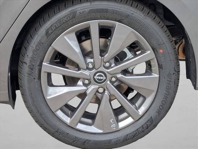 New 2026 Nissan Sentra SL FWD image 10