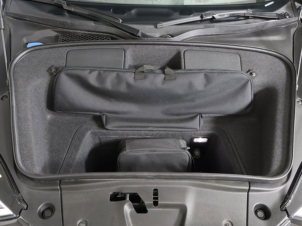 Used 2018 Audi R8 V10 w/ Carbon Exterior Package image 17