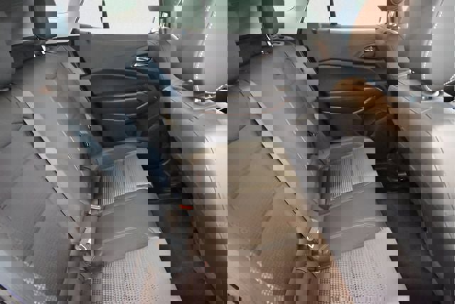 Used 2025 Chevrolet Trax LT FWD image 17