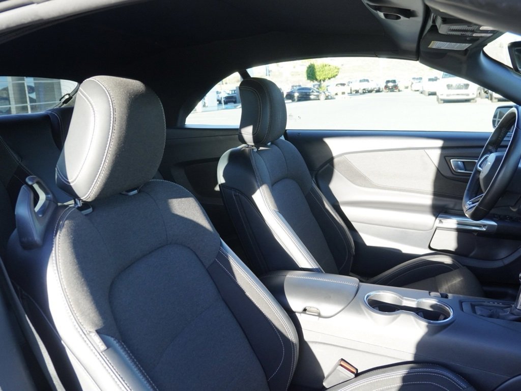 Used 2024 Ford Mustang Convertible image 20