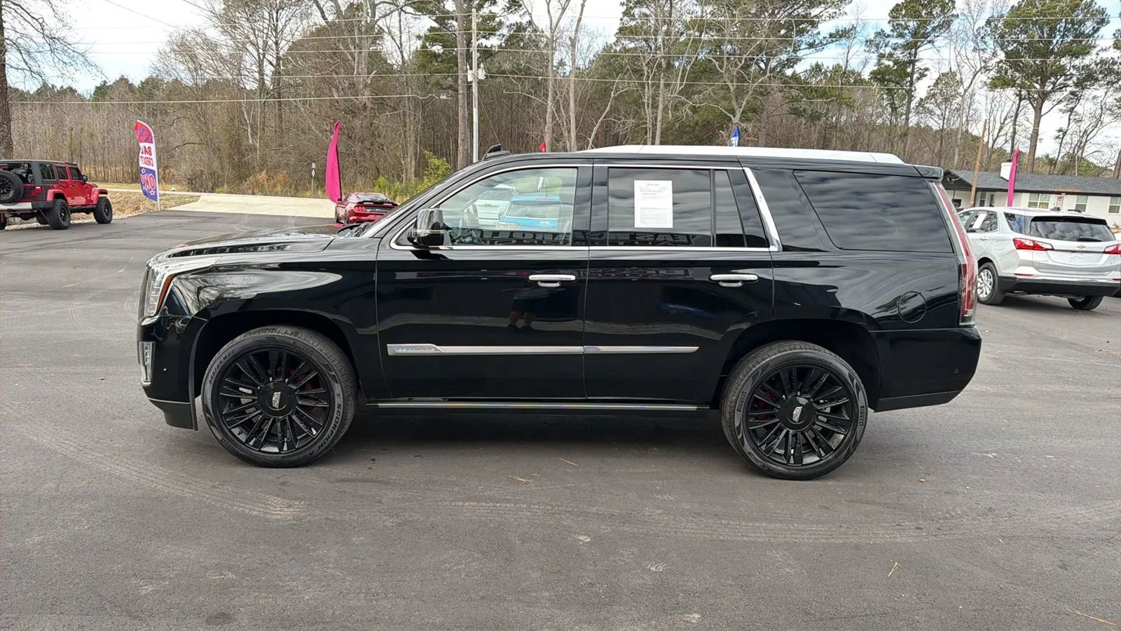 Used 2017 Cadillac Escalade Platinum image 5