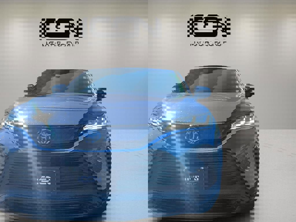 Used 2024 Toyota Venza LE image 9