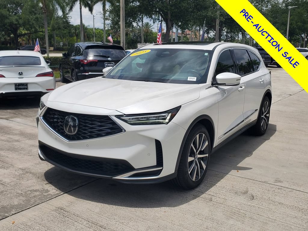 Used 2025 Acura MDX FWD w/ Technology Package image 3