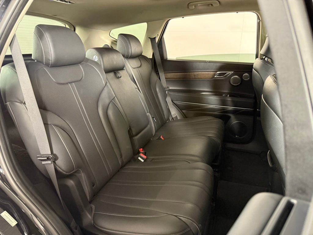 Used 2022 Genesis GV80 2.5T w/ Advanced Package 03 image 25