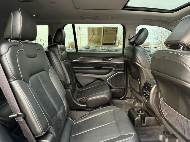 Used 2021 Jeep Grand Cherokee L Limited image 12