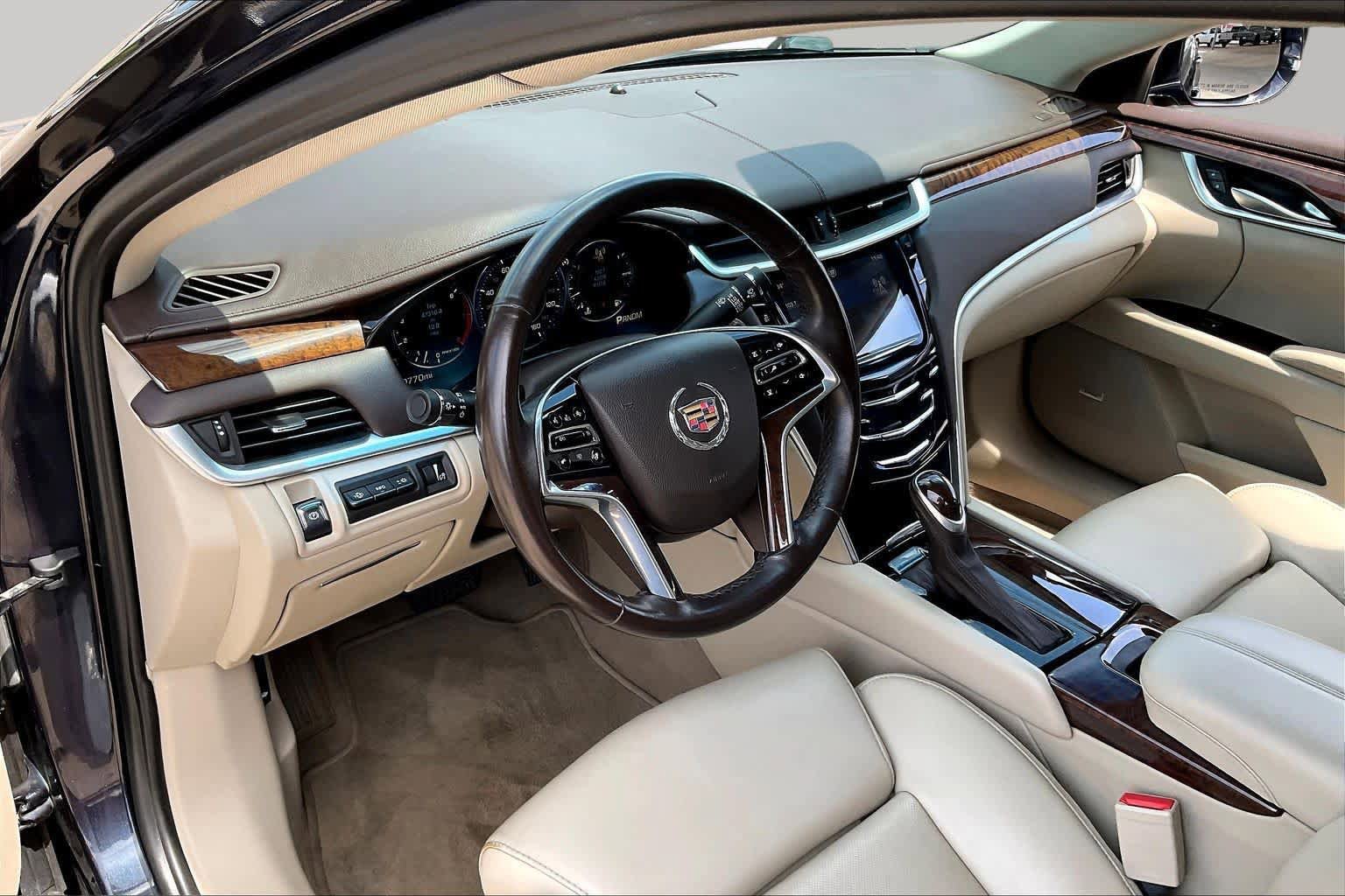 Used 2013 Cadillac XTS Premium AWD/4WD image 17