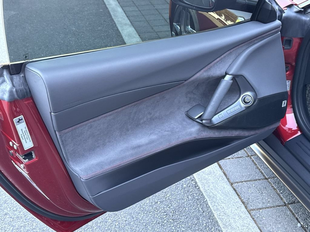 Certified 2019 Ferrari 812 Superfast RWD image 27