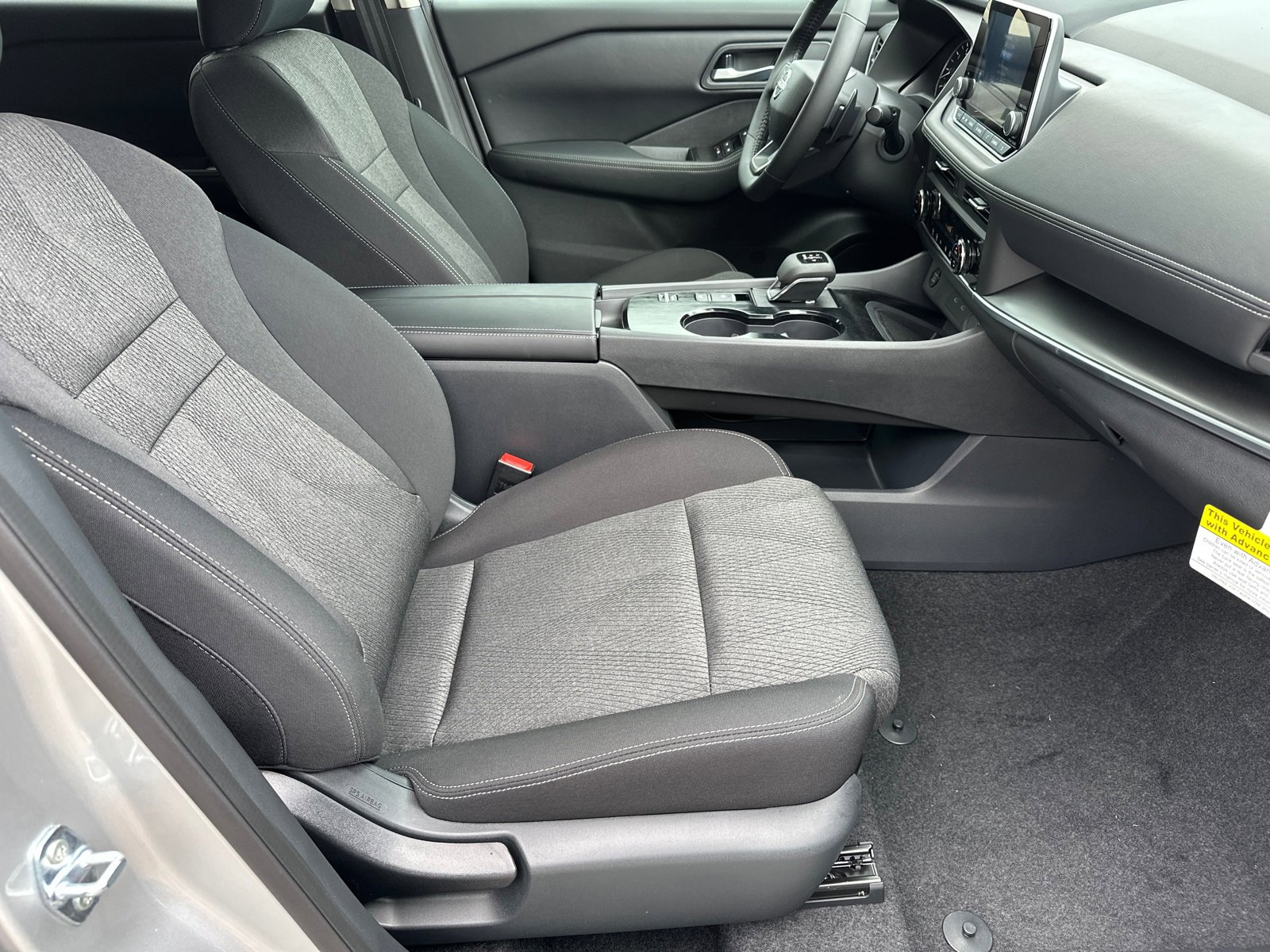 New 2025 Nissan Rogue SV image 14