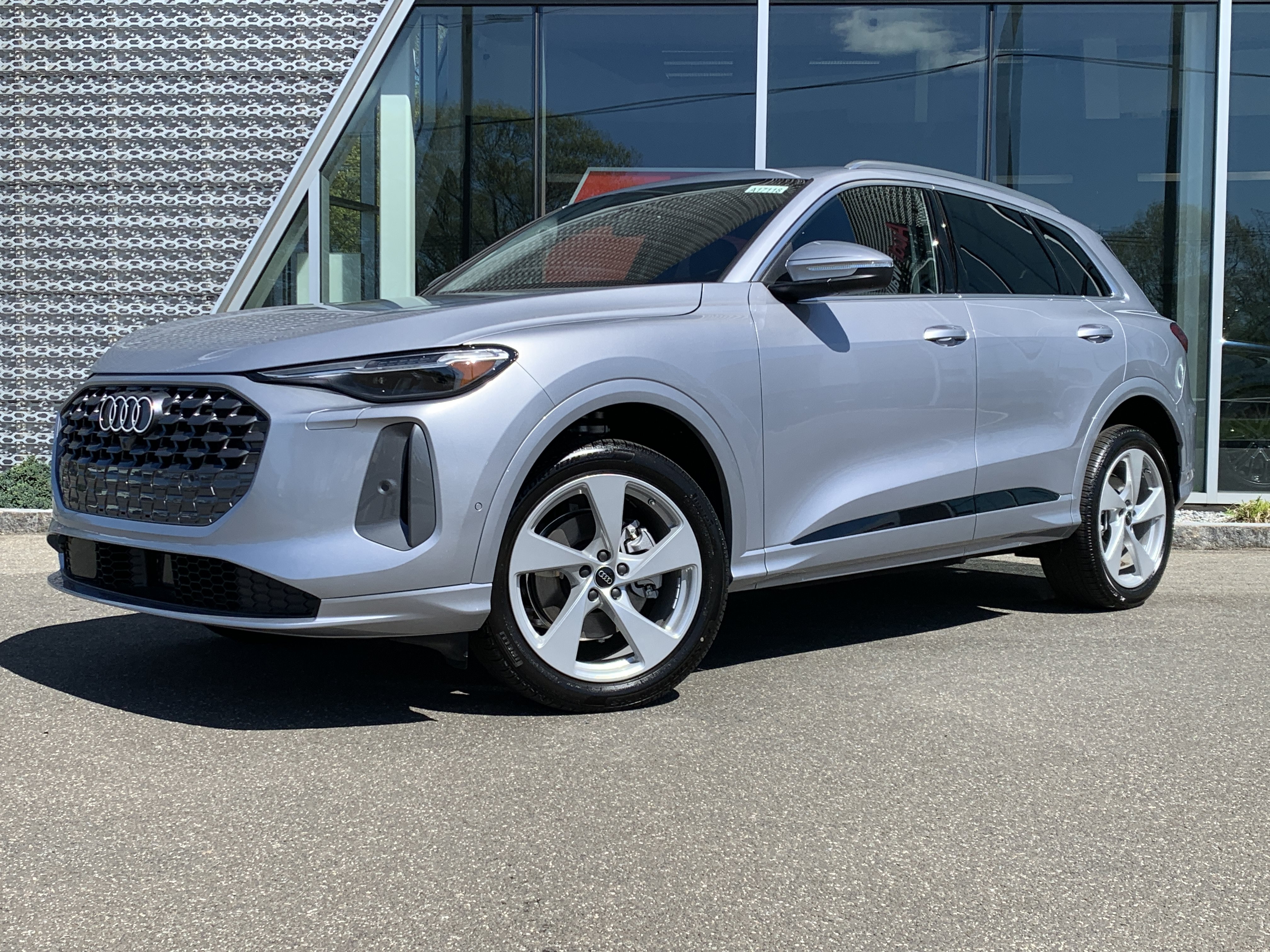 New 2026 Audi Q5 Premium Plus AWD/4WD image 1