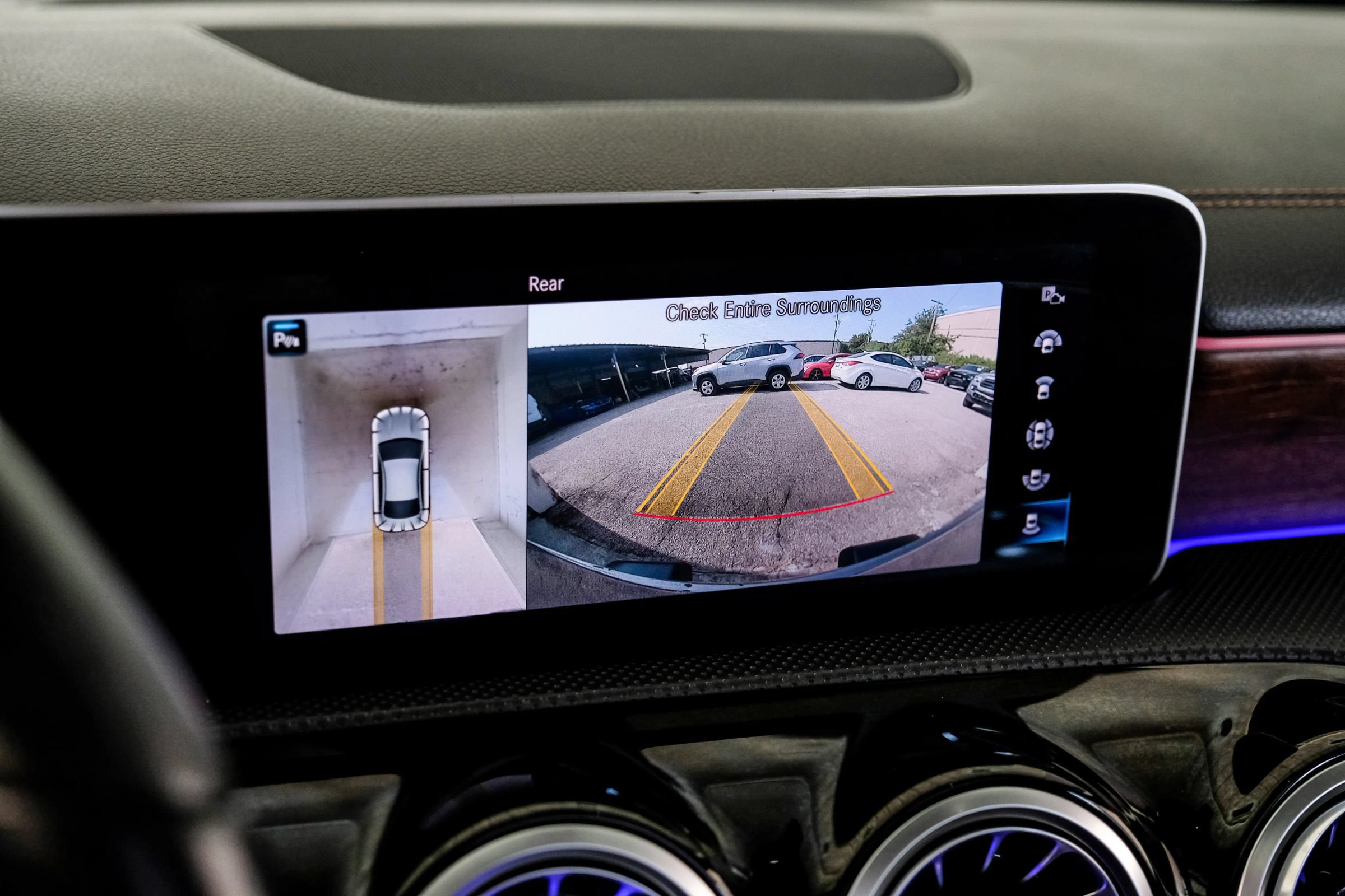 Used 2020 Mercedes-Benz CLA 250 image 21