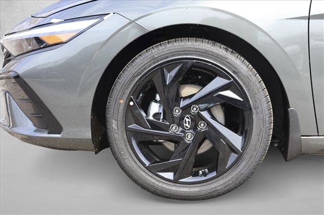 New 2026 Hyundai Elantra SEL Sport Premium image 9