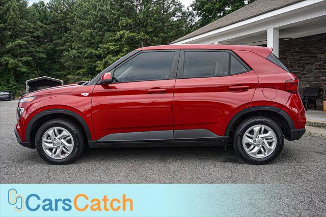 Used 2021 Hyundai Venue SE FWD image 8