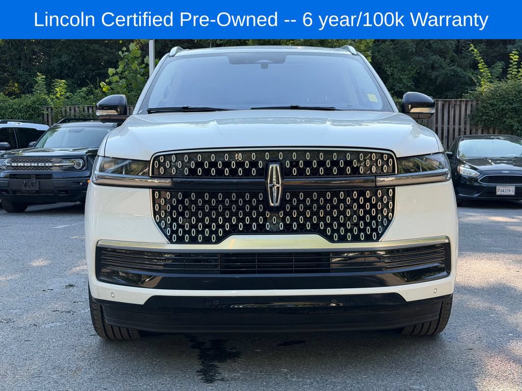 Certified 2025 Lincoln Navigator Reserve AWD/4WD image 2