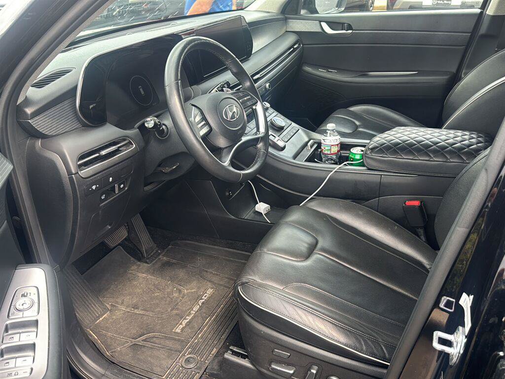 Used 2023 Hyundai Palisade Limited FWD image 4