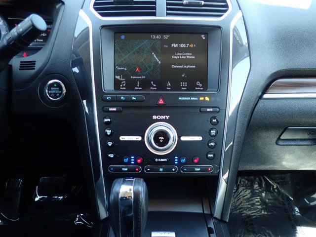 Used 2019 Ford Explorer Limited w/ Limited Luxury Package AWD/4WD image 18