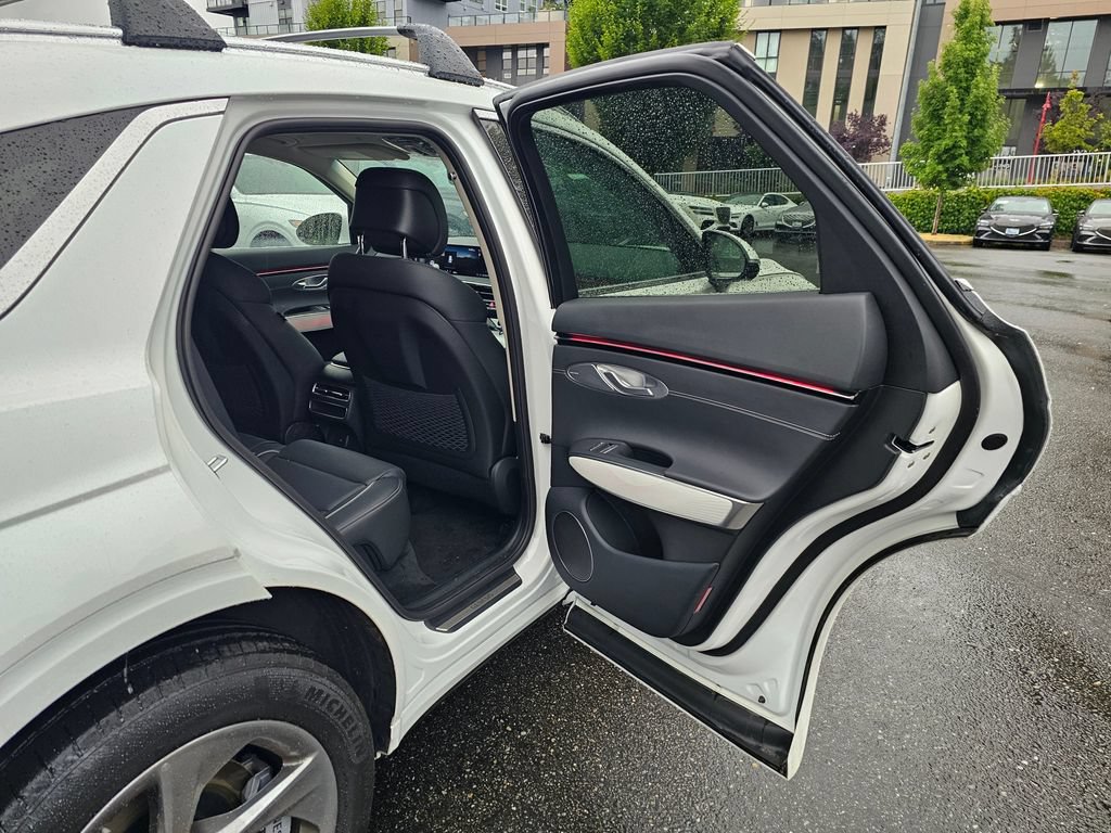 Used 2026 Genesis GV70 2.5T Advanced AWD/4WD image 26
