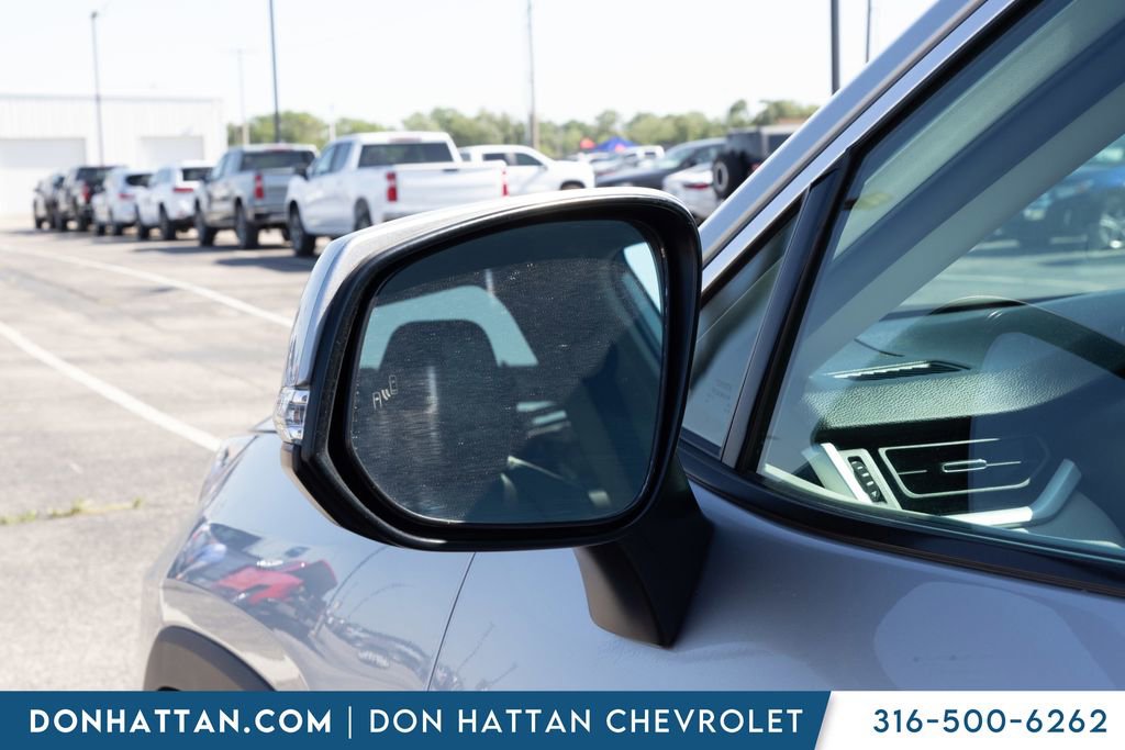 Used 2021 Toyota RAV4 XLE Premium AWD/4WD image 26