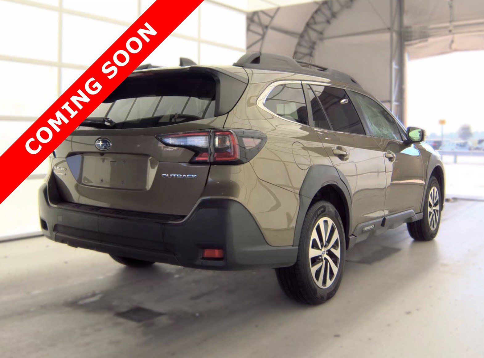 Used 2024 Subaru Outback Premium AWD/4WD image 6