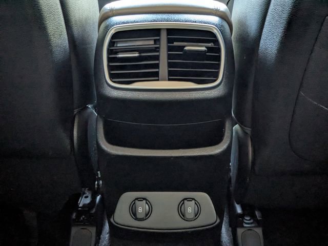 Used 2020 Hyundai Santa Fe SEL image 17