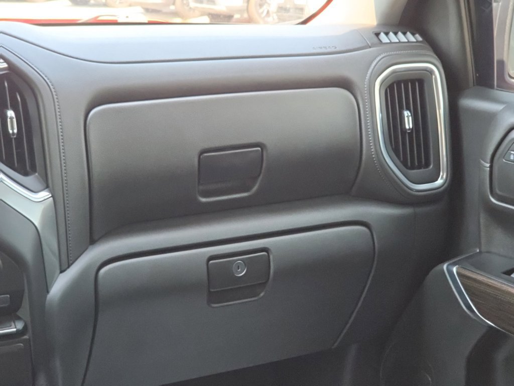Used 2019 Chevrolet Silverado 1500 RST w/ All-Star Edition AWD/4WD image 32