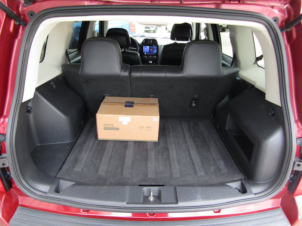 Used 2015 Jeep Patriot High Altitude AWD/4WD image 30