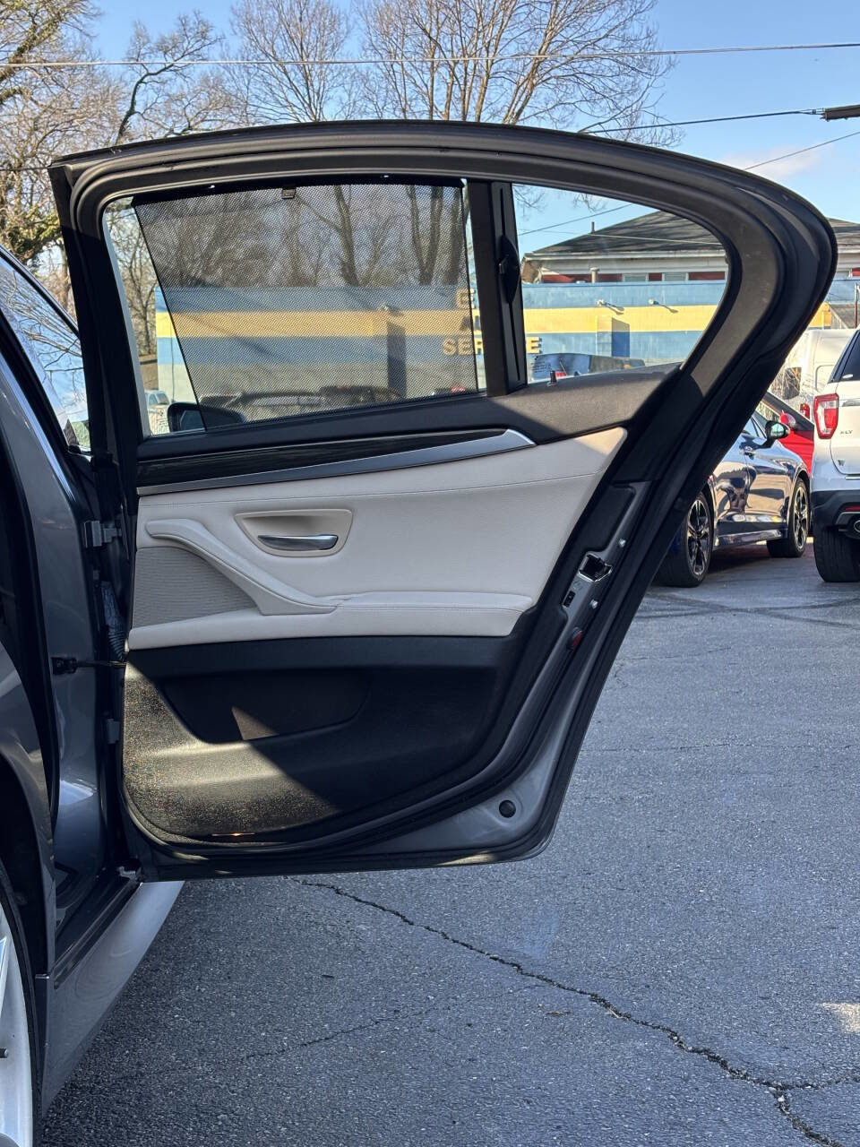 Used 2013 BMW 550i xDrive Sedan image 15