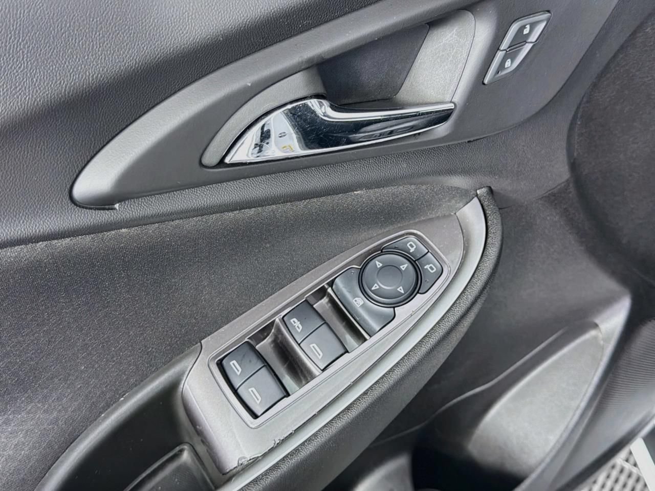 Used 2023 Chevrolet Malibu LT FWD image 21