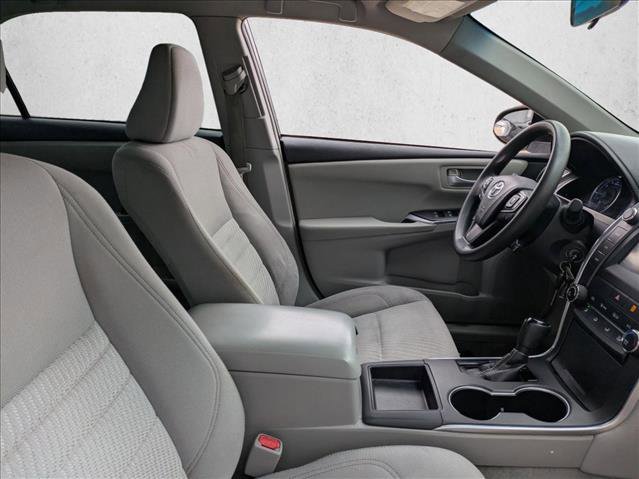 Used 2017 Toyota Camry LE image 19