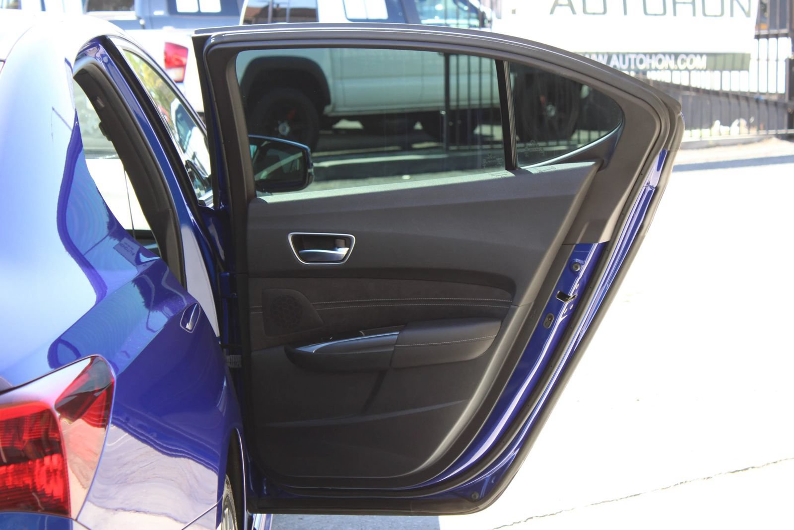 Used 2018 Acura TLX w/ Technology & A-SPEC Package FWD image 7