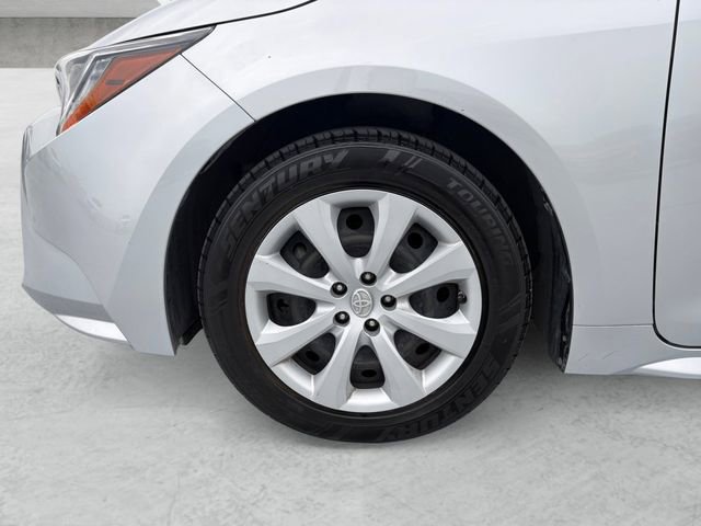 Used 2020 Toyota Corolla LE FWD image 23
